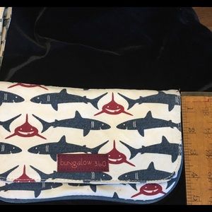AWESOME condition Bungalow 360 wristlet
